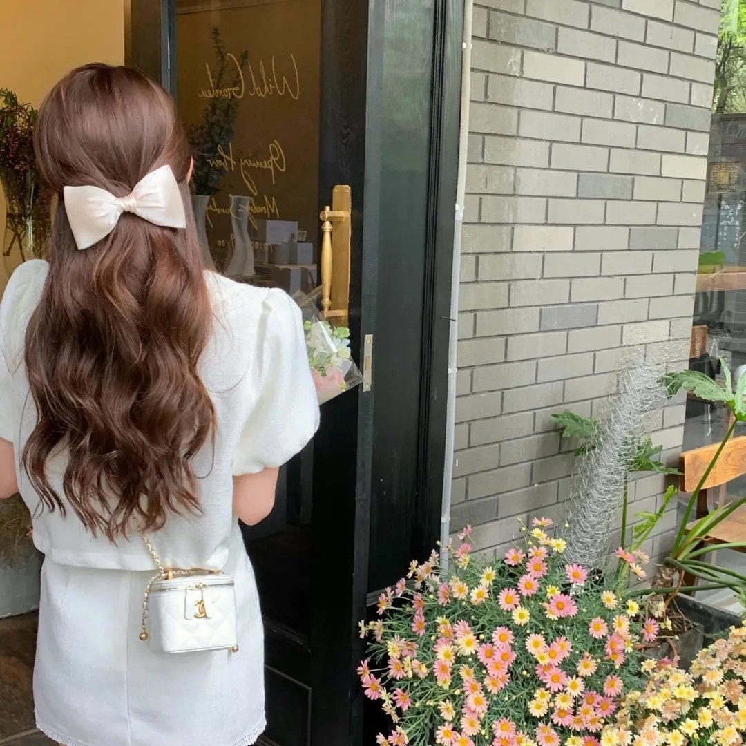 祸水美人大侦探